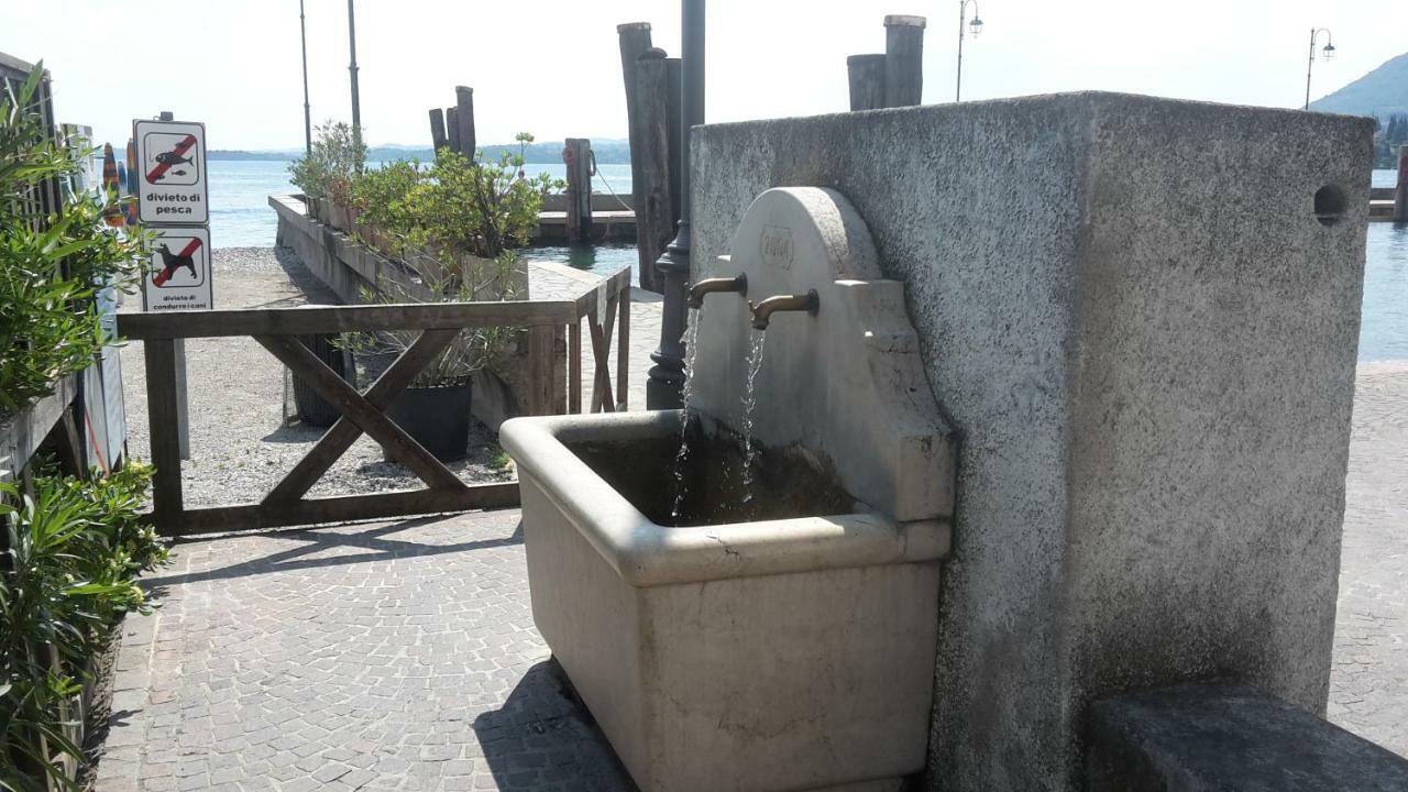 Appartamento Lido 'With Parking Space Included' Toscolano Maderno Exterior photo